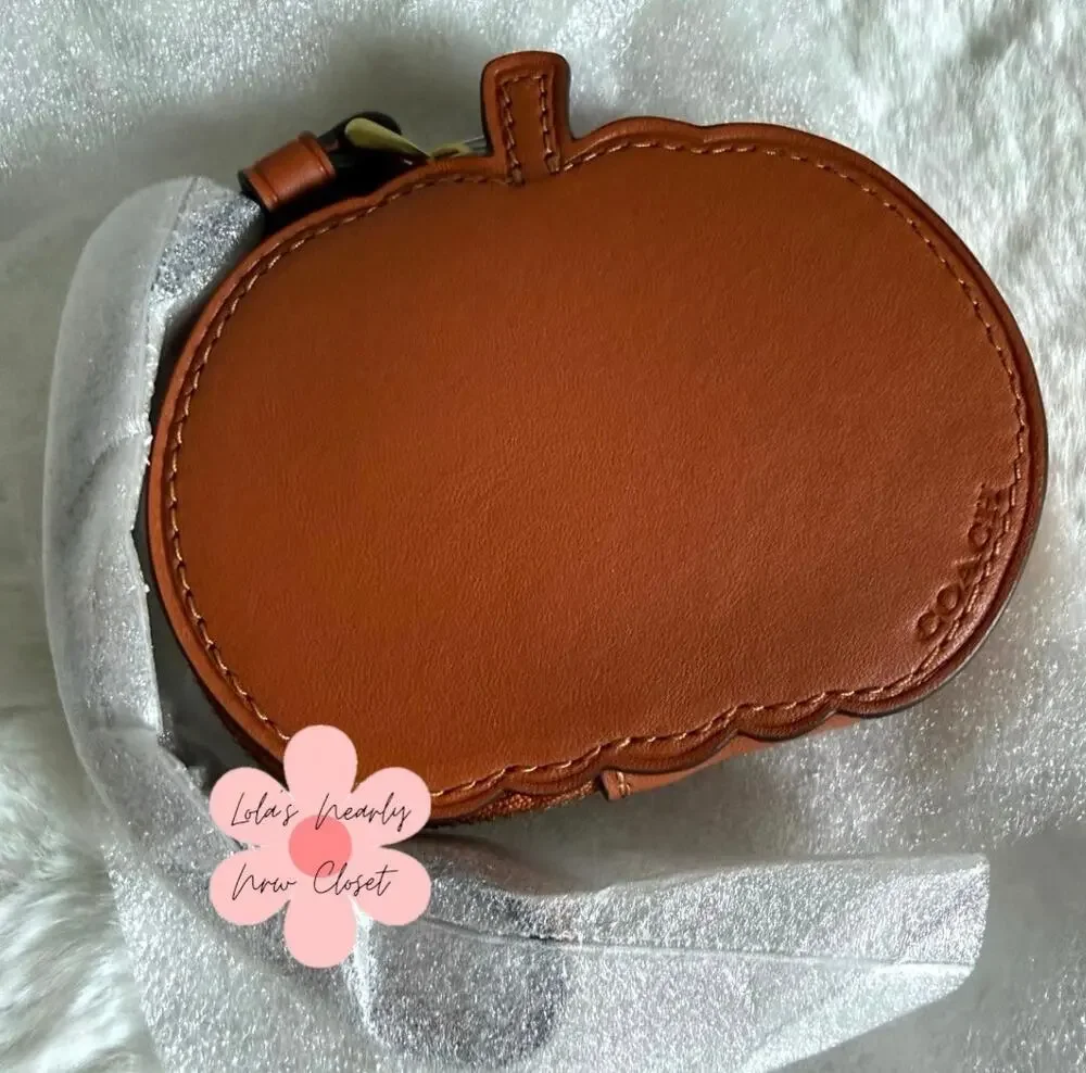 NWT Coach Halloween Pumpkin Coin Case Wristlet